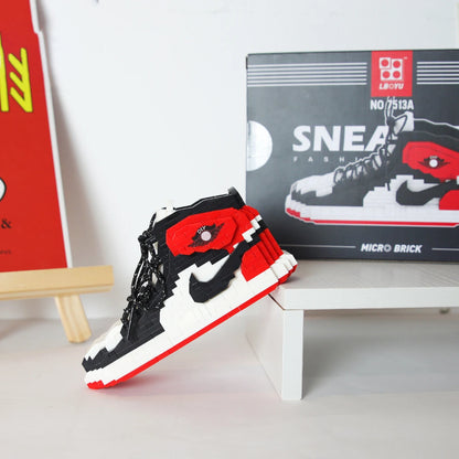 Creative Sneaker Series Building Block Toy Sport Shoe Building Model for Kids Pen container Block Toys Birthday Gifts Toys Gifts